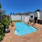 Family Home In Kirstenhof- Solar Heated Pool & Inverter