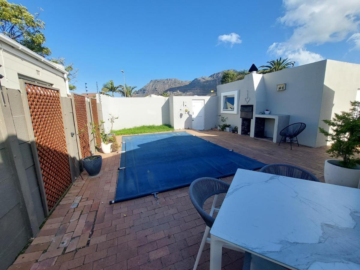 Holiday home Family In Kirstenhof- Solar Heated Pool & Inverter *